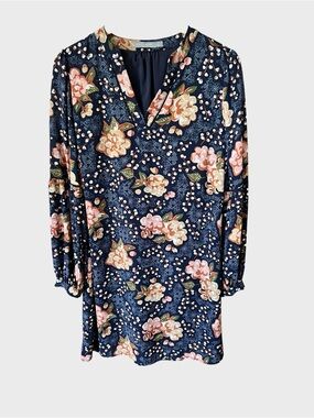 Octavia Navy Floral Long Sleeve Shift Dress